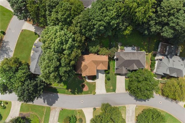 1010 Burycove Lane, Lawrenceville, GA 30043