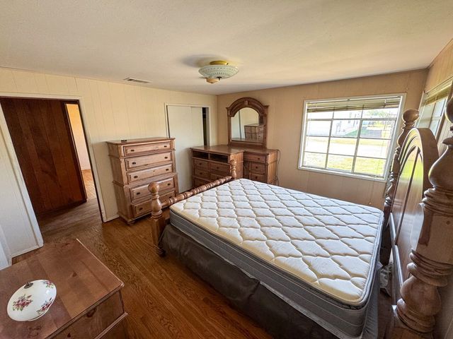 207 S 13th St, Alpine, TX 79830