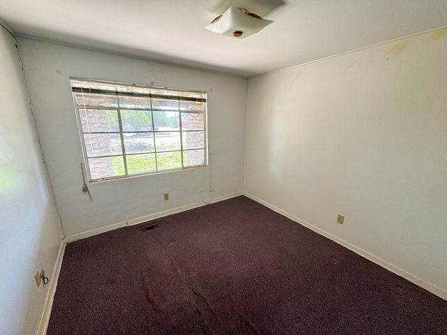 207 S 13th St, Alpine, TX 79830