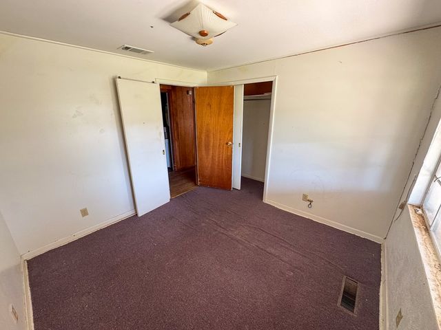 207 S 13th St, Alpine, TX 79830