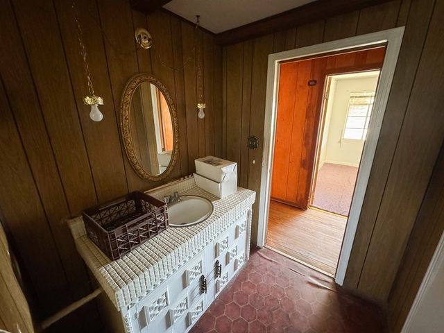 207 S 13th St, Alpine, TX 79830