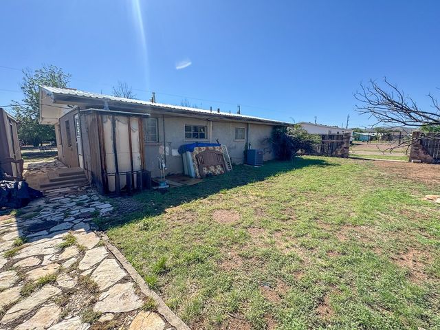 207 S 13th St, Alpine, TX 79830