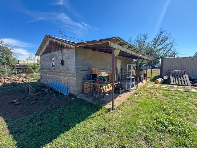 207 S 13th St, Alpine, TX 79830