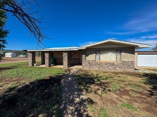 207 S 13th St, Alpine, TX 79830