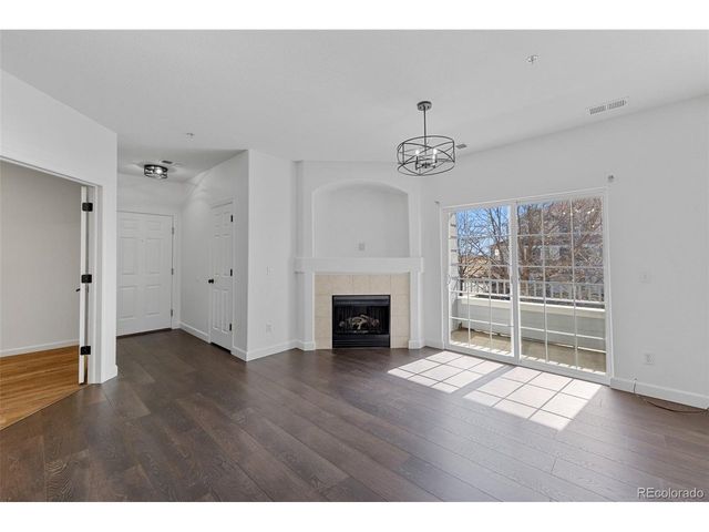 5255 Memphis St 1112, Denver, CO 80239