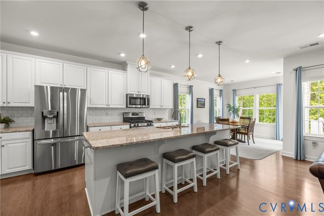 6427 Twin Falls Ct, Moseley, VA 23120