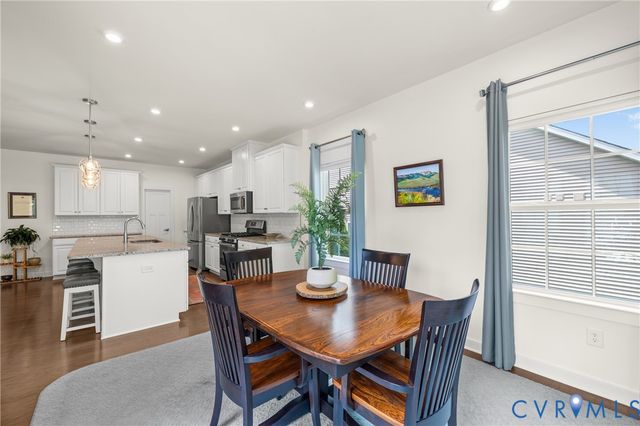 6427 Twin Falls Ct, Moseley, VA 23120