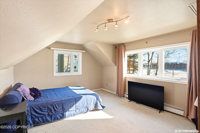 2431 Wellington Court, Anchorage, AK 99517