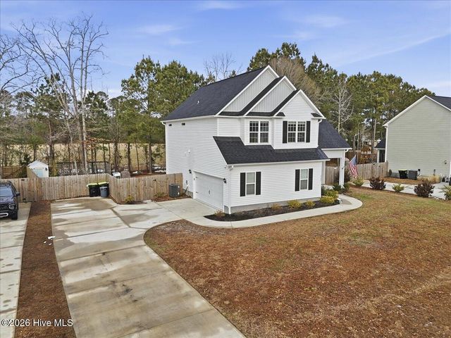 7177 Old Stump Drive SE, Leland, NC 28451