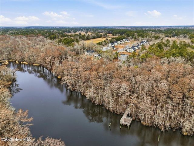 7177 Old Stump Drive SE, Leland, NC 28451