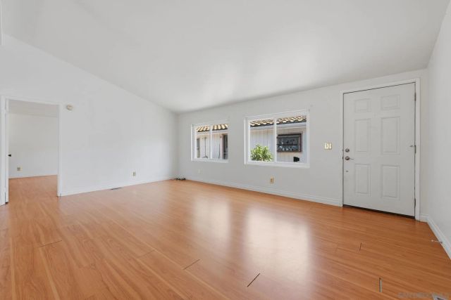 14955 Avenida Venusto 13, San Diego, CA 92128