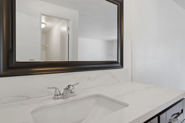 14955 Avenida Venusto 13, San Diego, CA 92128