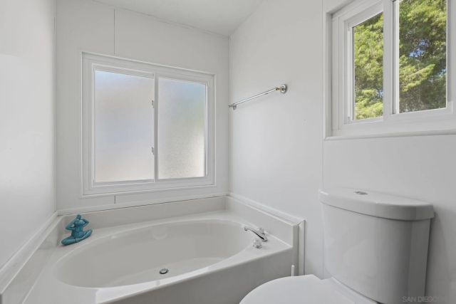 14955 Avenida Venusto 13, San Diego, CA 92128