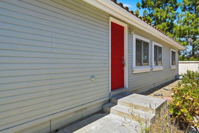 14955 Avenida Venusto 13, San Diego, CA 92128