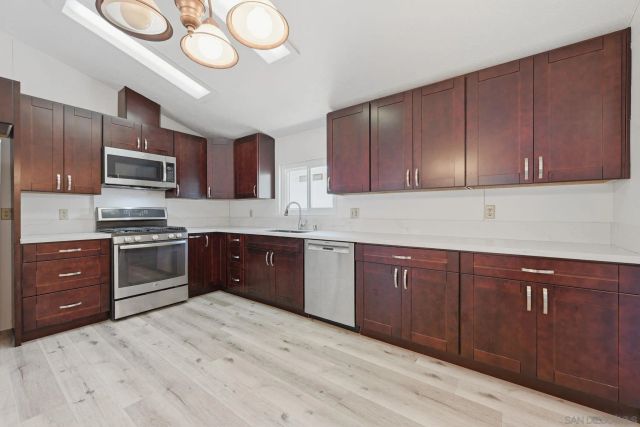14955 Avenida Venusto 13, San Diego, CA 92128