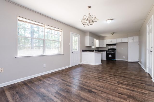 10407 Republic Ln, Little Rock, AR 72209