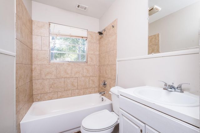 10407 Republic Ln, Little Rock, AR 72209