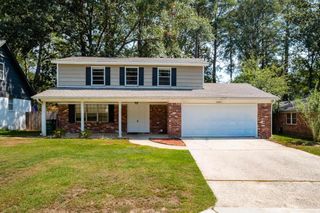 10407 Republic Ln, Little Rock, AR 72209