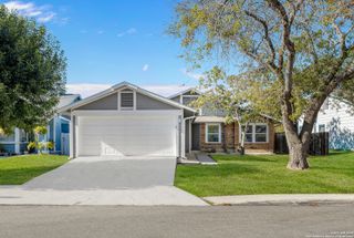 5783 Larkdale, San Antonio, TX 78233