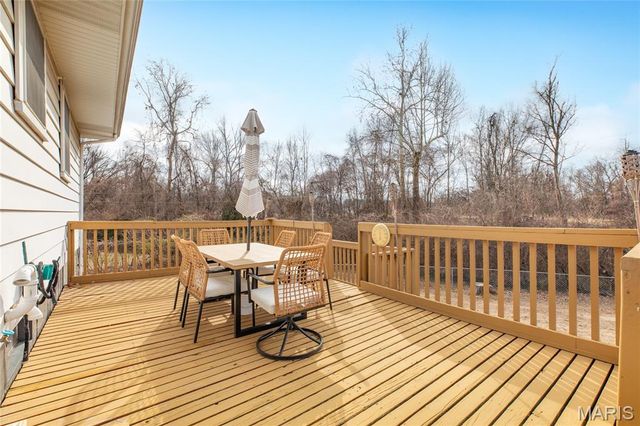 5000 Cavalier Court, Godfrey, IL 62035