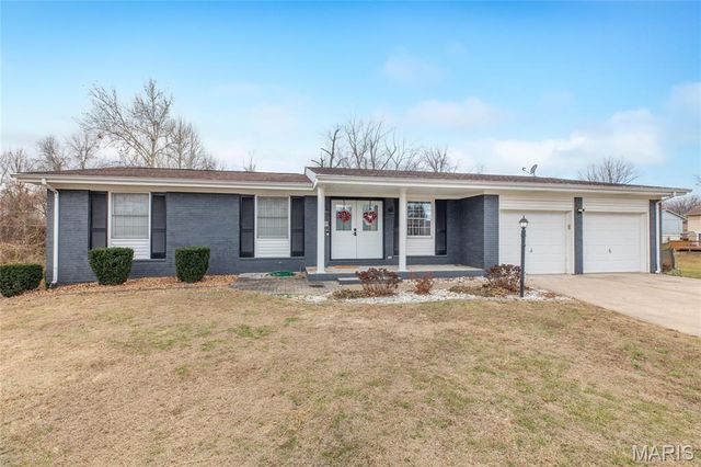 5000 Cavalier Court, Godfrey, IL 62035