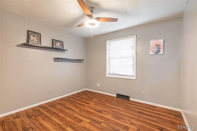 5000 Cavalier Court, Godfrey, IL 62035