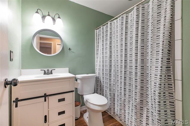 5000 Cavalier Court, Godfrey, IL 62035