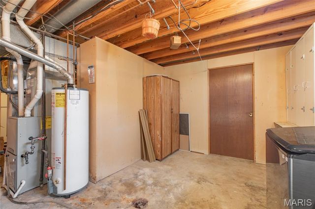 5000 Cavalier Court, Godfrey, IL 62035