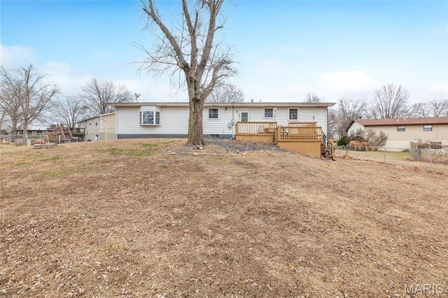 5000 Cavalier Court, Godfrey, IL 62035