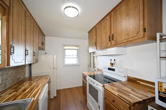 5014 N CYPRESS Avenue, Kansas City, MO 64119