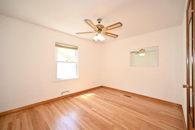 5014 N CYPRESS Avenue, Kansas City, MO 64119