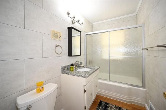 5014 N CYPRESS Avenue, Kansas City, MO 64119