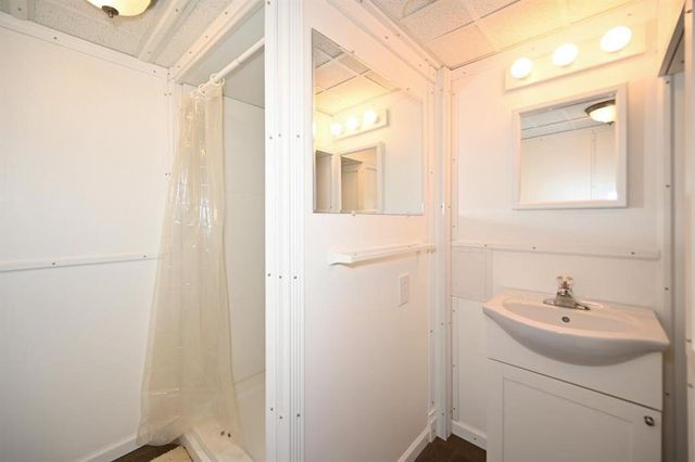 5014 N CYPRESS Avenue, Kansas City, MO 64119