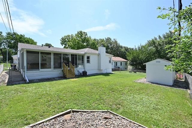 5014 N CYPRESS Avenue, Kansas City, MO 64119