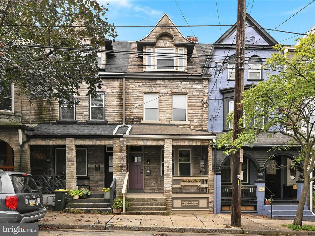 138 N PLUM ST, Lancaster, PA 17602