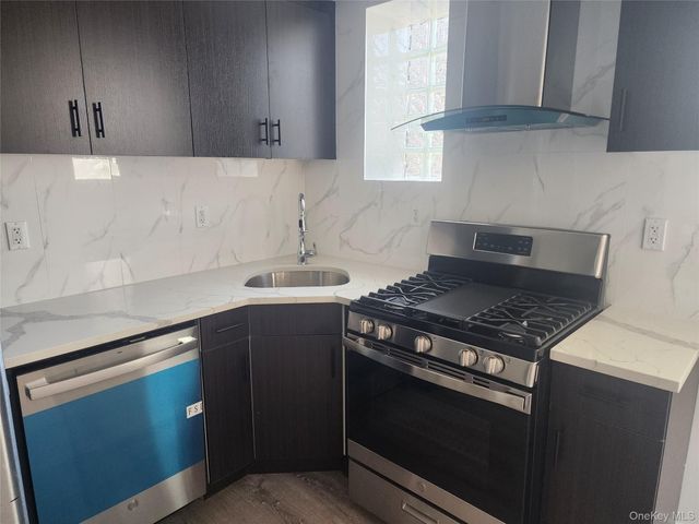 97-30 64 Avenue 2B, Rego Park, NY 11374