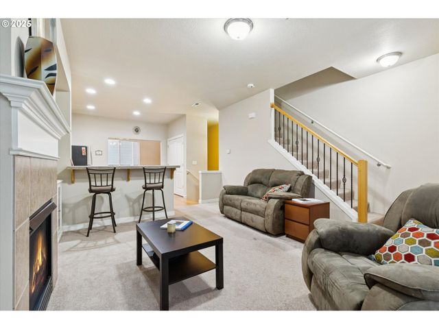 406 Ne PATRICIA ANN Pl, Hillsboro, OR 97006