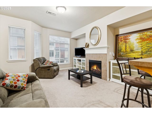 406 Ne PATRICIA ANN Pl, Hillsboro, OR 97006