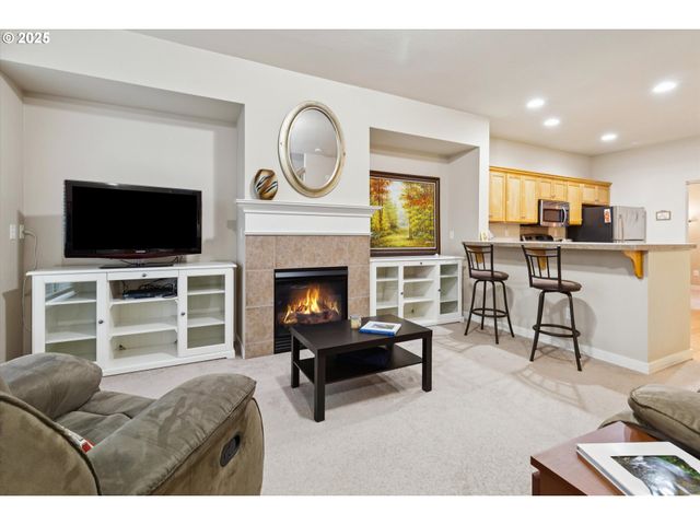 406 Ne PATRICIA ANN Pl, Hillsboro, OR 97006