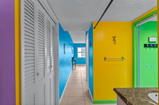 1069 Hillsboro Mile Hillsboro Mile 503, Hillsboro Beach, FL 33062