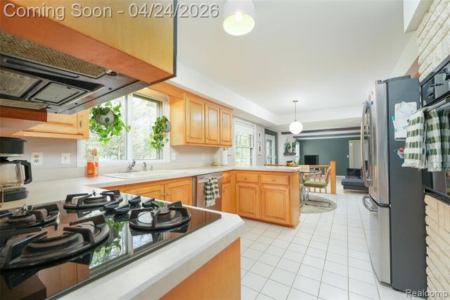 11989 Amherst Court, Plymouth, MI 48170