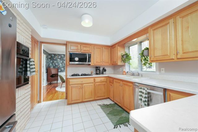 11989 Amherst Court, Plymouth, MI 48170
