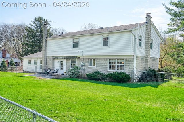 11989 Amherst Court, Plymouth, MI 48170