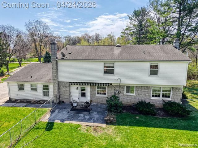 11989 Amherst Court, Plymouth, MI 48170