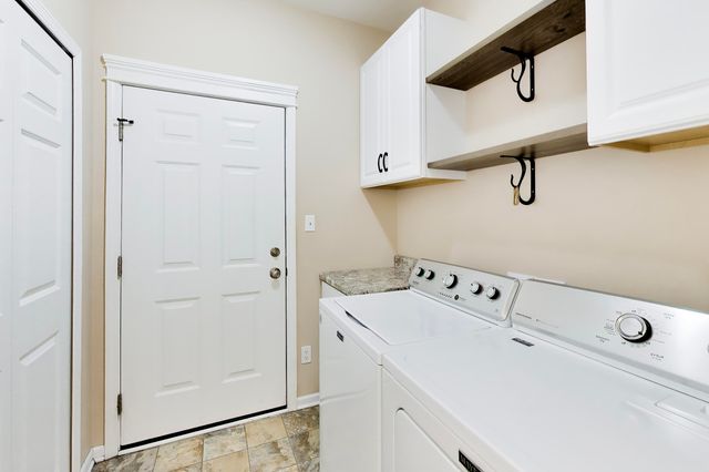 10204 Robinson Court, Dyer, IN 46311