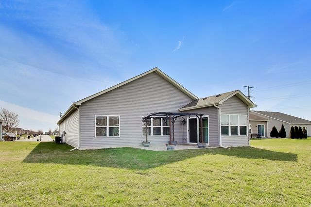 10204 Robinson Court, Dyer, IN 46311