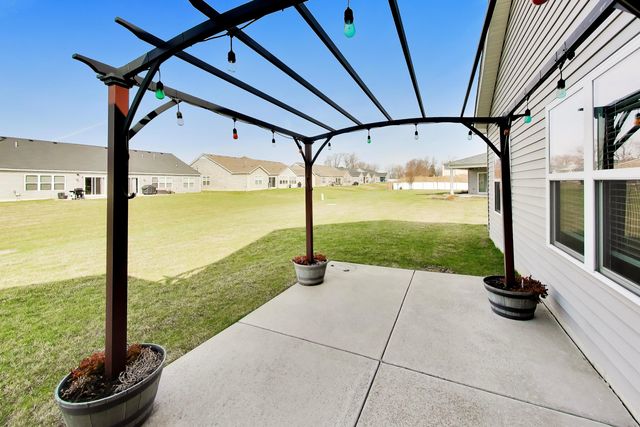 10204 Robinson Court, Dyer, IN 46311