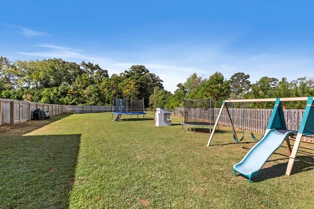 106 Cruz Court, Dothan, AL 36305