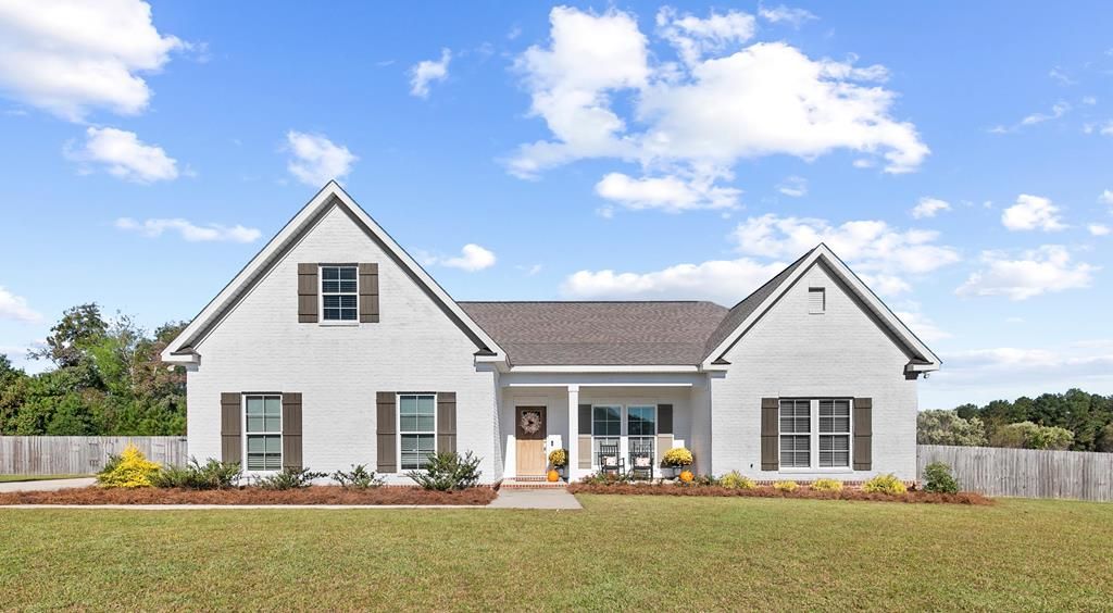 106 Cruz Court, Dothan, AL 36305