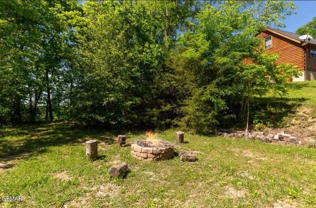 2145 Stillhouse Road, Dandridge, TN 37725